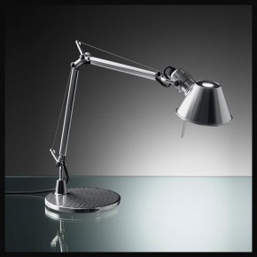 Настольная лампа офисная Artemide  A001300 в Тюмени - tumen.mebel24.online | фото