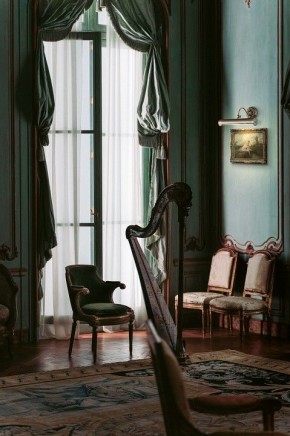 Подсветка для картины Maytoni Renoir PIC118-22-R в Тюмени - tumen.mebel24.online | фото 2